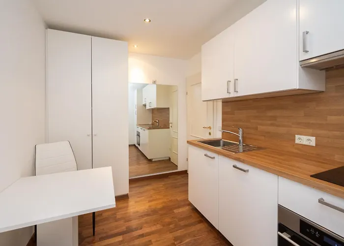 Waldoase Daire Neuzeug